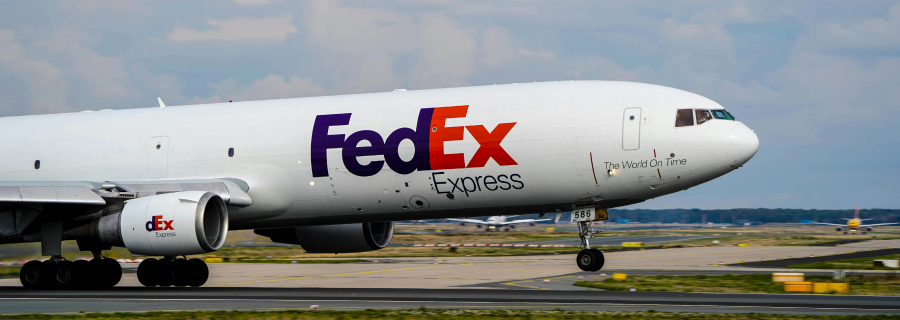FedEx delivery aircraft, shopify fedex integration for order fulfillment